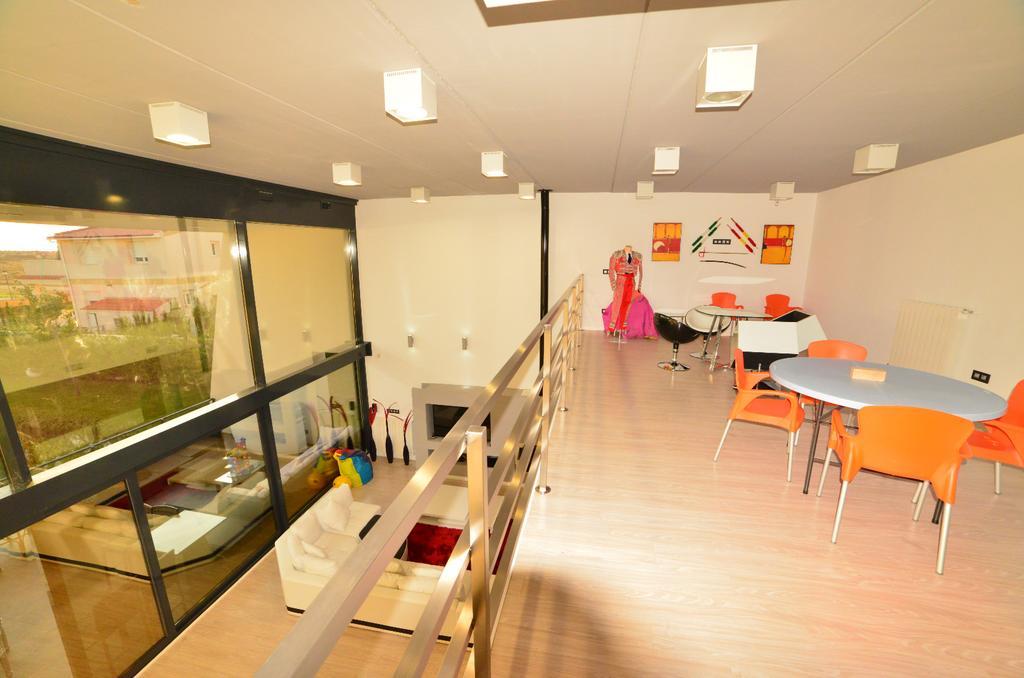 Futurcasa Casa Rural Spa Y Cine La Felipa Exteriör bild